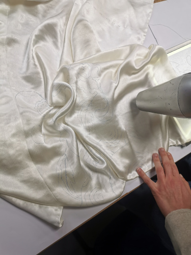 recherche:residence_textile_2026:table_lumineuse_motif_02.jpg